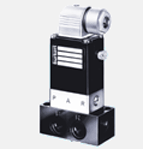 Burkert 0331型直動(dòng)式兩位三通轉(zhuǎn)動(dòng)銜鐵電磁閥
