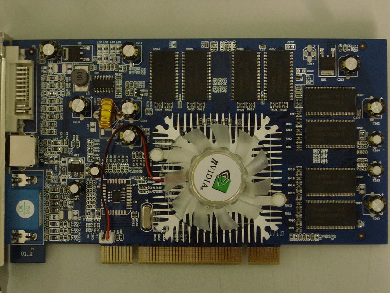 威興達VAGF-5200 PCI 總線顯卡