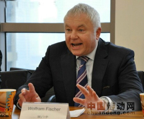 西門子企業(yè)通信集團歐洲、中東、非洲以及亞太地區(qū)運營總經(jīng)理沃爾夫勒姆?菲舍爾