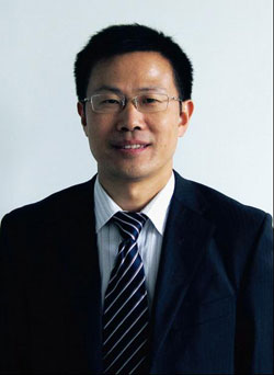 微能  張明