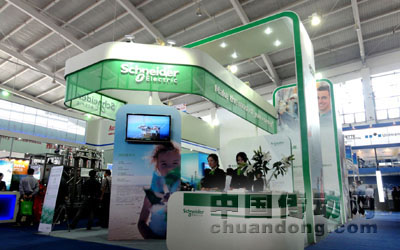 施耐德電氣2012全國(guó)制藥機(jī)械博覽會(huì)上展示M218/M238TVDA的優(yōu)選自動(dòng)化解決方案和M258/LMC058TVDA的高效自動(dòng)化解決方案