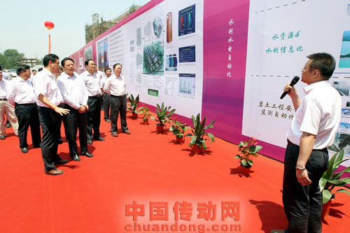 江蘇省委常委、市委書記楊衛(wèi)澤，市長(zhǎng)季建業(yè)到國(guó)電南自公司考察調(diào)研